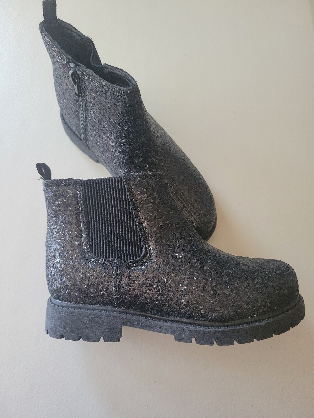 Carters Like New Bessy Black Sparkle Boot. Youth Girls Size 1